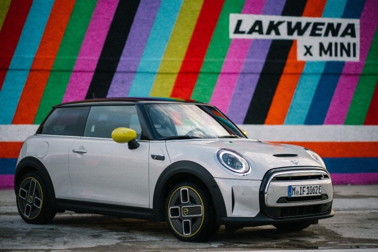 mini_cooper_se_03