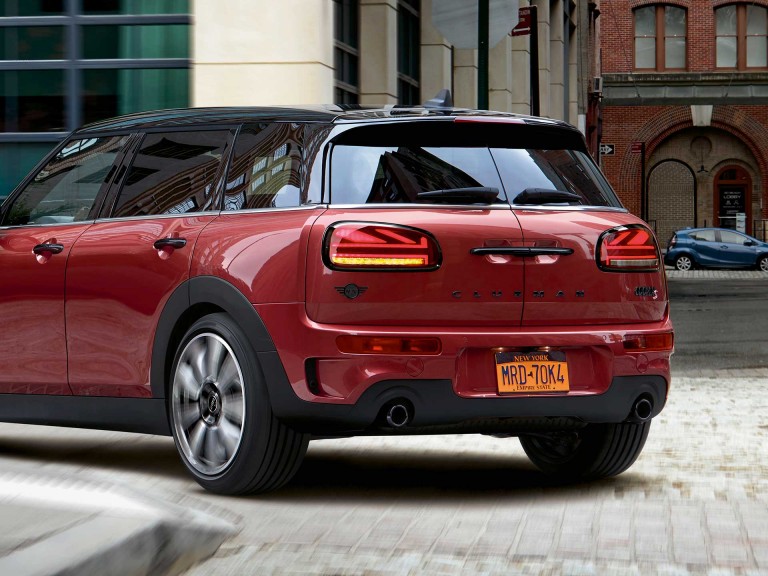 MINI Clubman – rojo y negro – faros traseros LED Union Jack